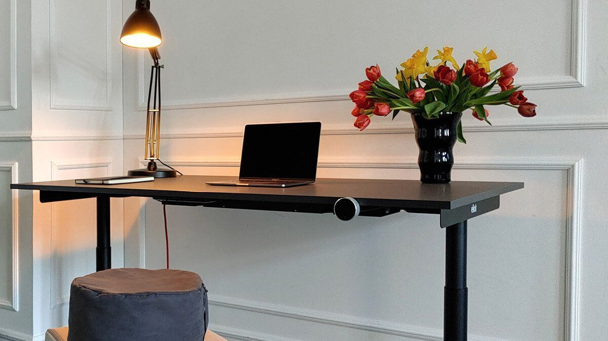 Bürobeleuchtung: Darum ist optimales Licht für das Arbeiten am Schreibtisch wichtig - Eliot Onlineshop